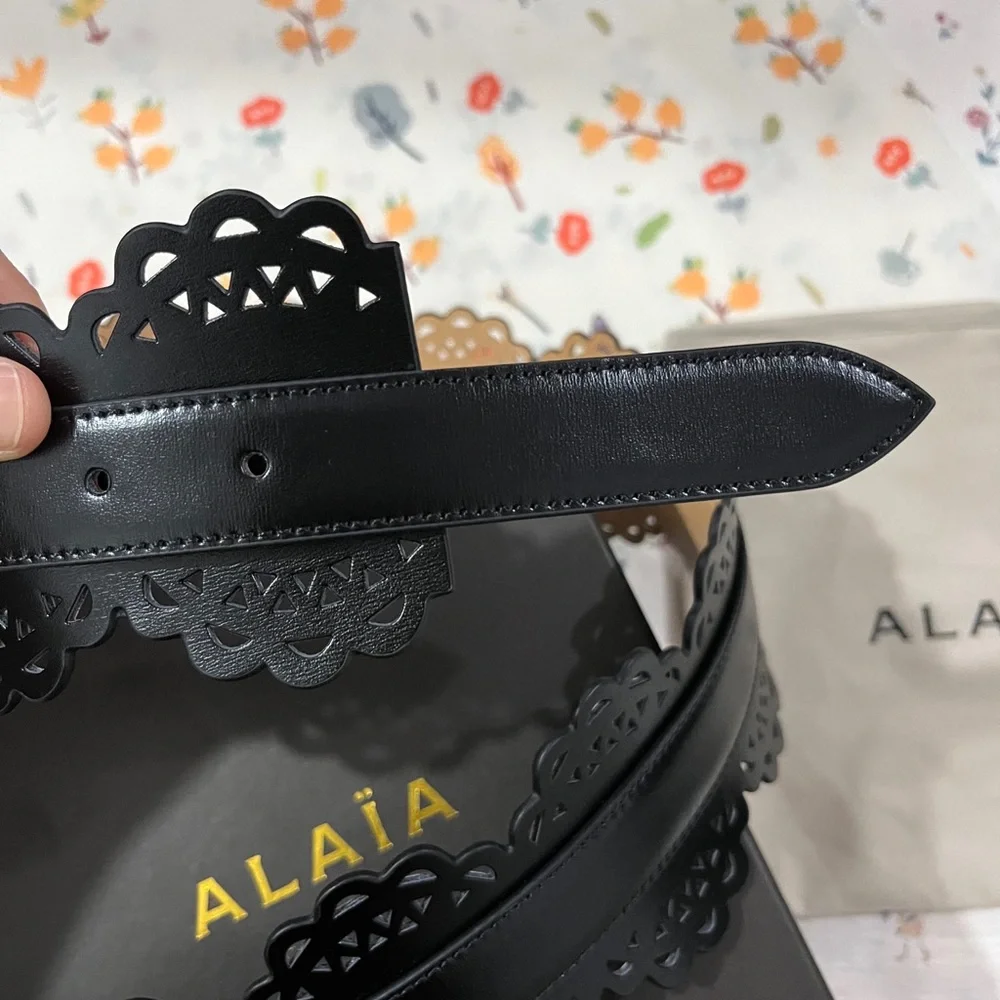 Alaïa Black Scalloped Laser-Cut Leather Waist Belt